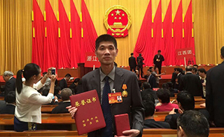 党群中心-bti体育